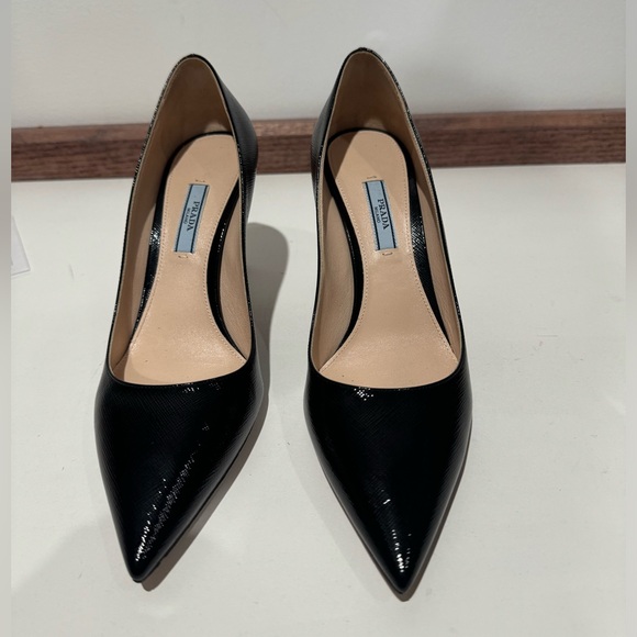 Prada Pumps- size 39 - Picture 4 of 8